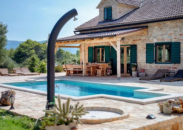 Old Town Hvar Villa Basina