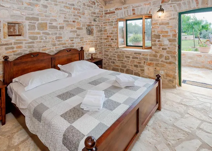 Villa Old Town Hvar Basina